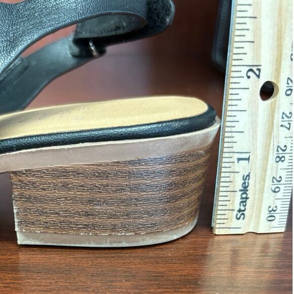 By The Way Size 6 Womens Sandals Black Leather Laser Cut Design 1.5 inch heel - Picture 6 of 6